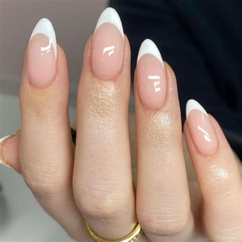 almond shape french tip nails